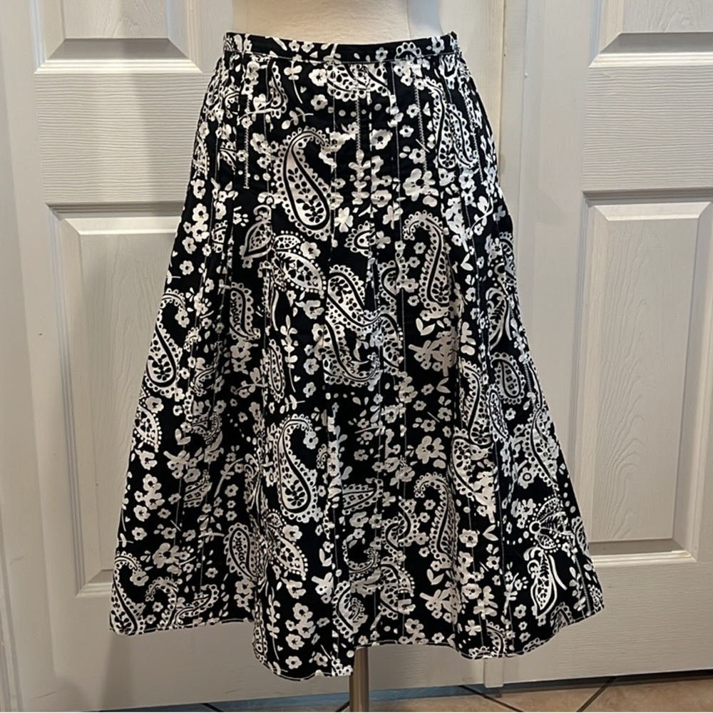 Liz Claiborne Cotton Black and White Floral Paisley Skirt - Picture 5 of 5